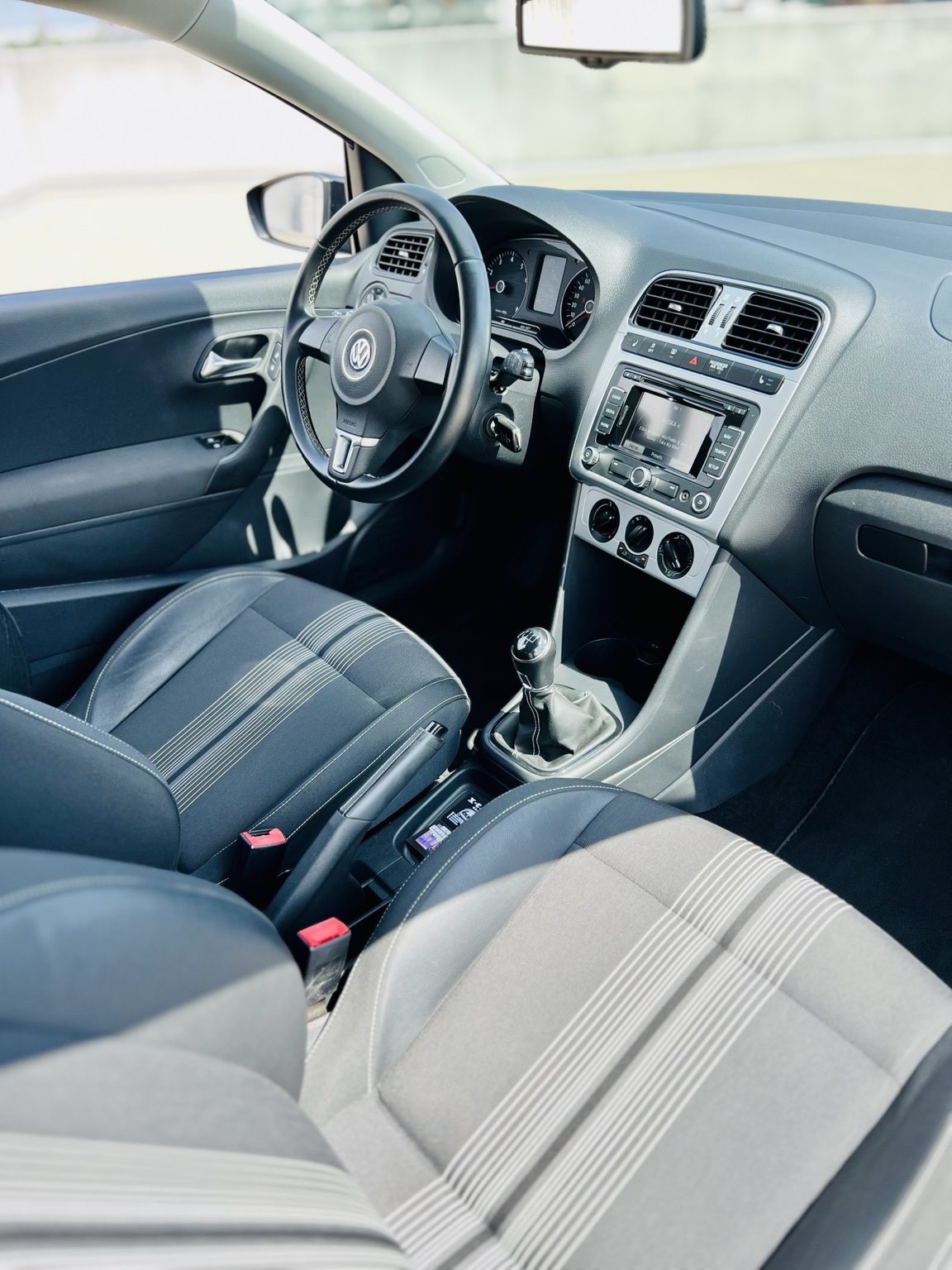 Volkswagen Polo — wnętrze i kokpit