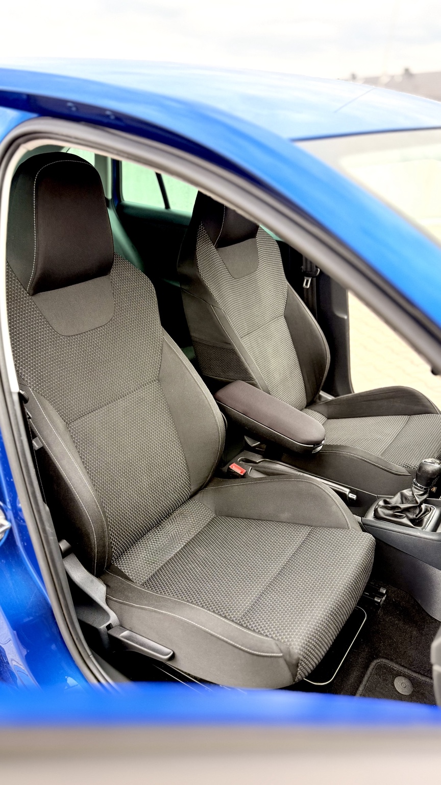 Škoda Rapid — przednie fotele